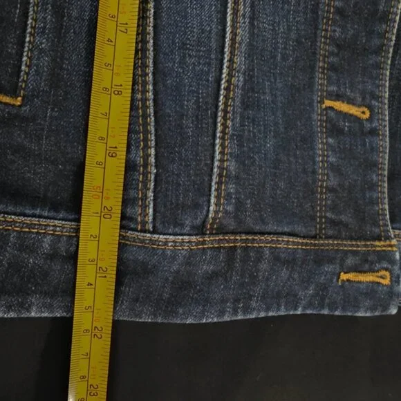 CAbi Jeans Blue Denim Jacket Womens S Style 721 Rodeo Trucker Classic Western - Picture 11 of 12